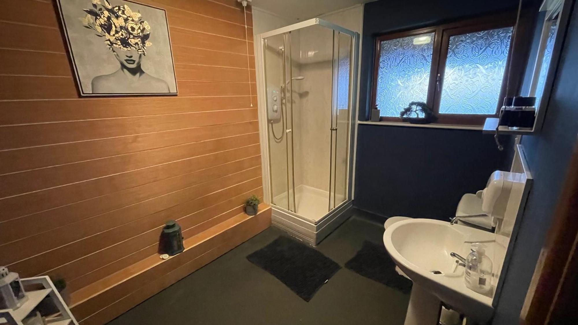 Bryn Bettws Lodge 포트탤벗 외부 사진